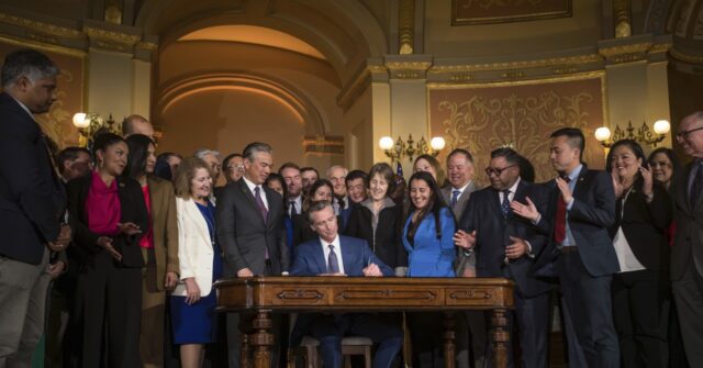 California Gas Prices Soar: Newsom's Plea For Oil Industry Cooperation California Gas Prices Soar: Newsom's Plea For Oil Industry Cooperation