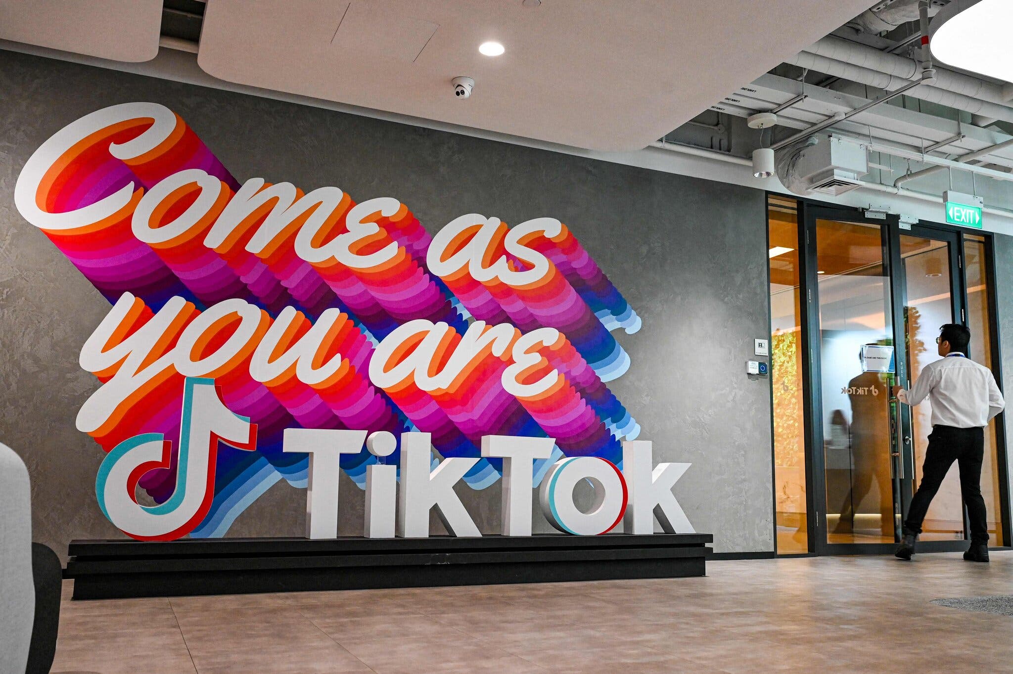 TikTok Users Share Methods To Navigate Trump-Era Tariffs TikTok Users Share Methods To Navigate Trump-Era Tariffs