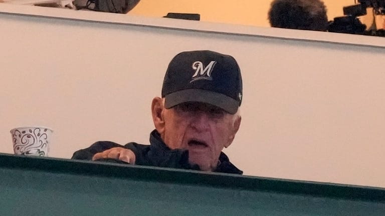 Twins Broadcaster Shares Memories Of Bob Uecker