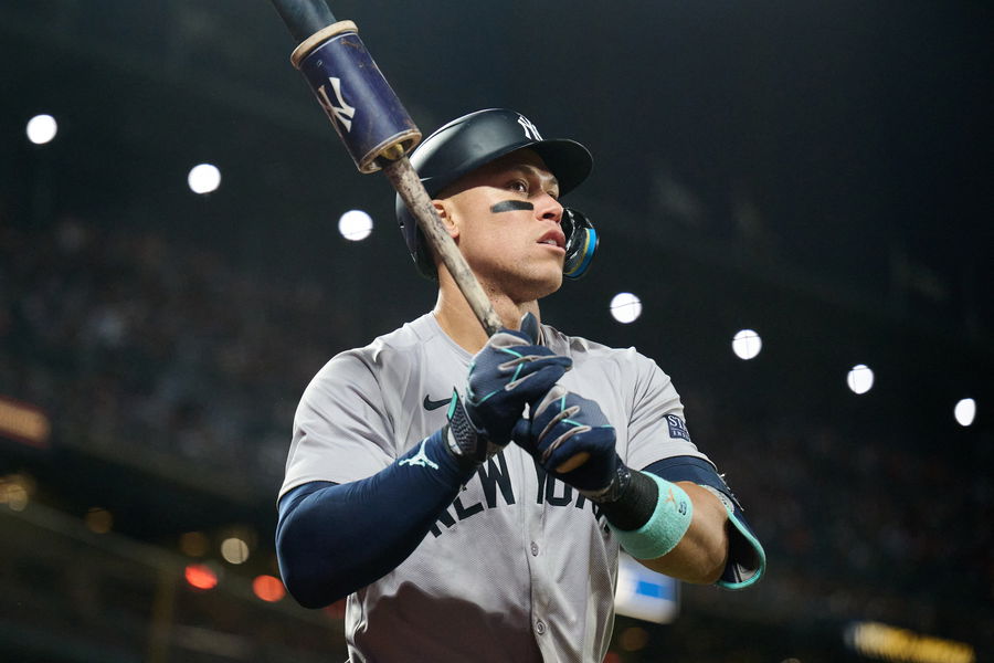 Yankees Smash Record With 9 Home Runs: Judge's 3 Blast Fuels Victory Yankees Smash Record With 9 Home Runs: Judge's 3 Blast Fuels Victory