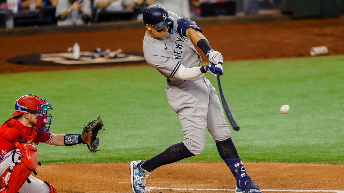Yankees Smash Team Record With 9 Home Runs: Judge's 3 HRs Power Win